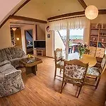Baumann Apartment *
